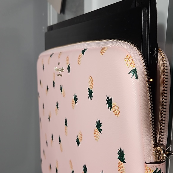 KATE SPADE NWOT♠️ LAPTOP CASE - Picture 7 of 7